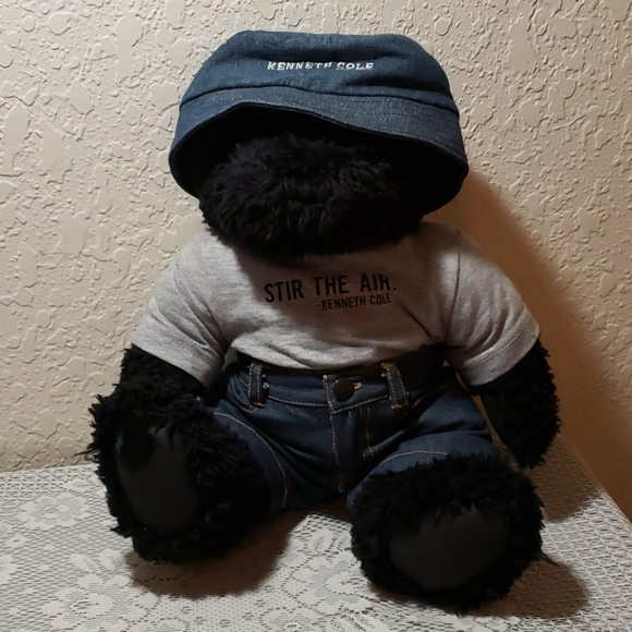 Kenneth Cole teddy bear - Picture 1 of 6